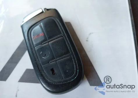 2016 Ram 1500 Laramie из США, поврежденный, VIN 1C6RR7NM9GS117647